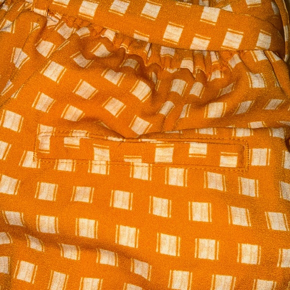 A new day- dressy, flowy shorts size large NWT - Picture 3 of 3